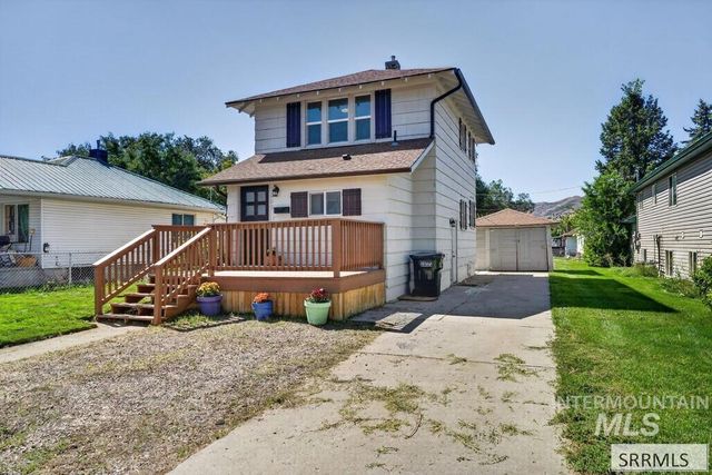 1005 S 4th Avenue, Pocatello, ID 83201
