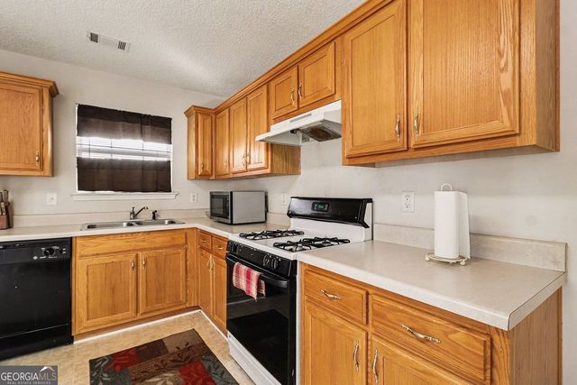 4611 Rolling Brook Court, Union City, GA 30291