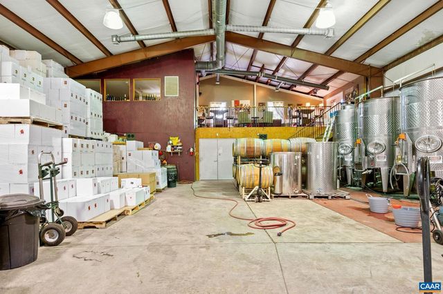 9175 BATESVILLE RD, Afton, VA 22902