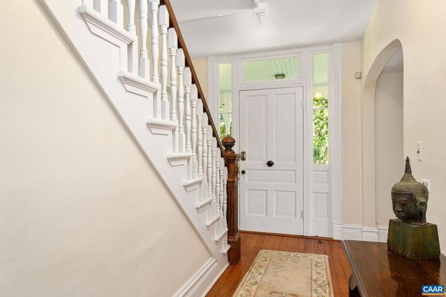 9175 BATESVILLE RD, Afton, VA 22902