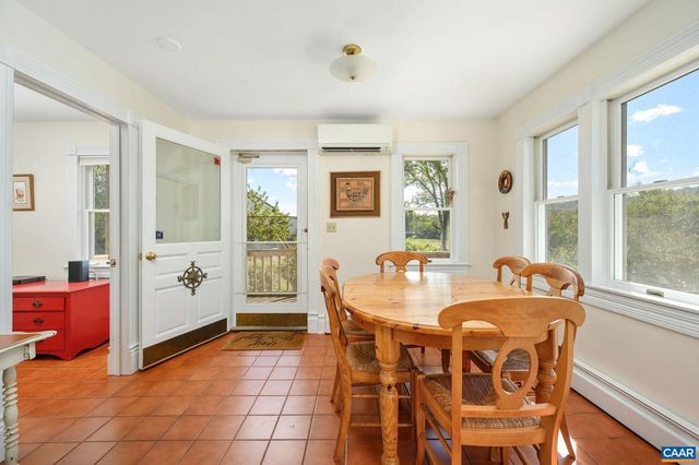 9175 BATESVILLE RD, Afton, VA 22902