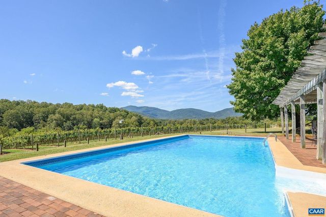 9175 BATESVILLE RD, Afton, VA 22902