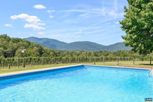 9175 BATESVILLE RD, Afton, VA 22902