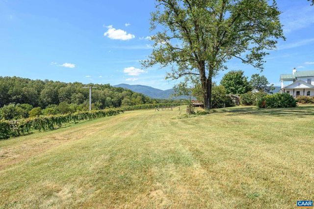9175 BATESVILLE RD, Afton, VA 22902