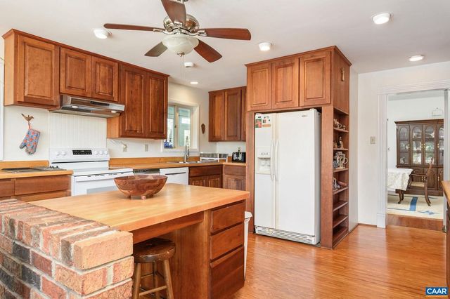 9175 BATESVILLE RD, Afton, VA 22902