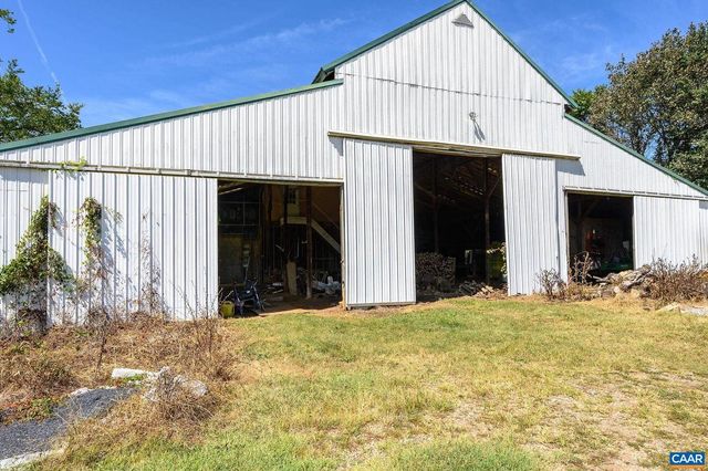9175 BATESVILLE RD, Afton, VA 22902