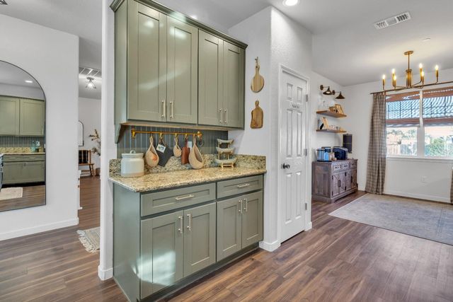 2072 River Rock Dr, Marysville, CA 95901