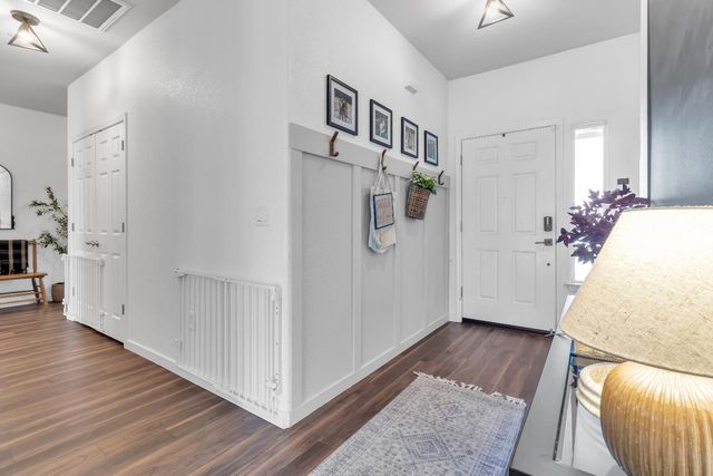 2072 River Rock Dr, Marysville, CA 95901