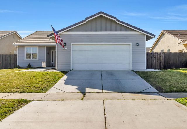 2072 River Rock Dr, Marysville, CA 95901