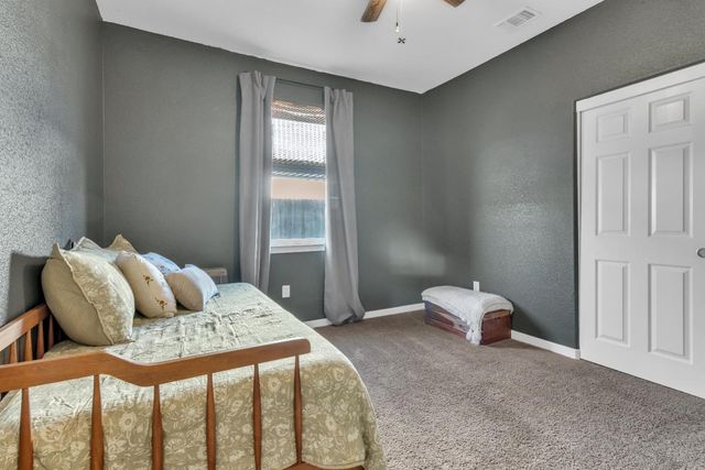 2072 River Rock Dr, Marysville, CA 95901