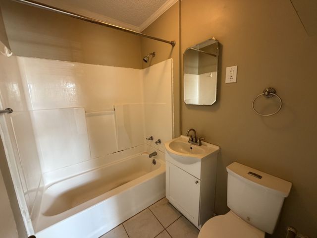 1012 Caldwell Ln, Nashville, TN 37204