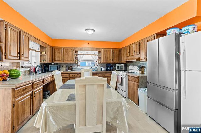 57 Devon Street, North Arlington, NJ 07031