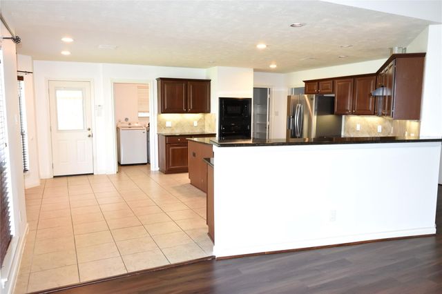 2316 Hopi Drive, League City, TX 77573