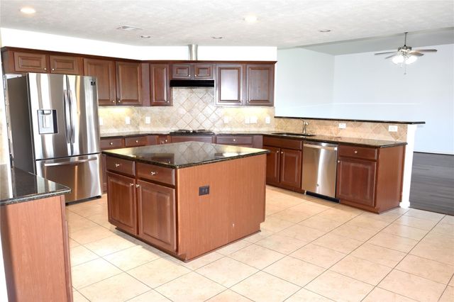 2316 Hopi Drive, League City, TX 77573