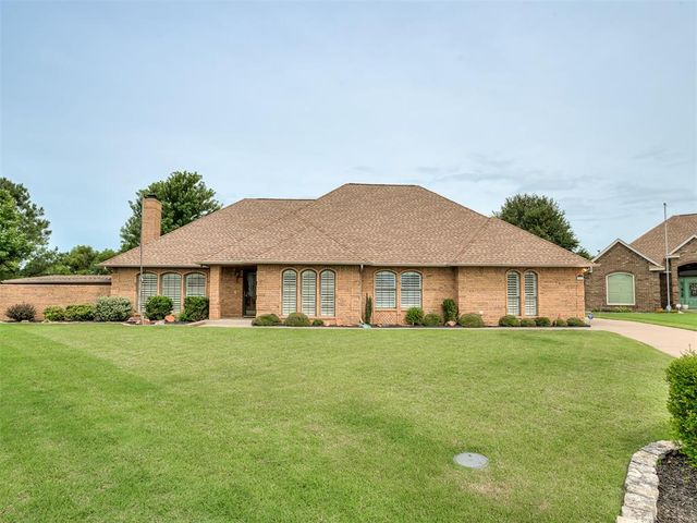 11213 Kingsgate Drive, Oklahoma City, OK 73170