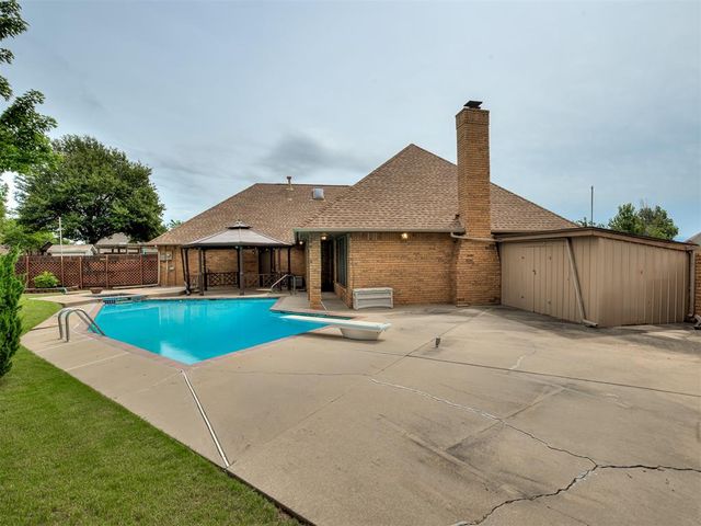 11213 Kingsgate Drive, Oklahoma City, OK 73170