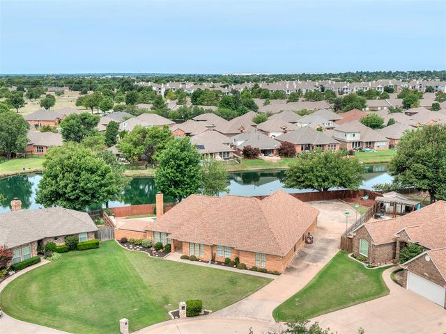 11213 Kingsgate Drive, Oklahoma City, OK 73170
