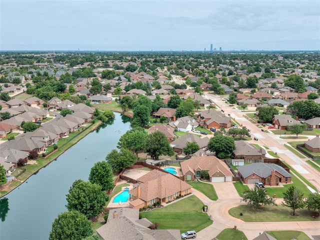 11213 Kingsgate Drive, Oklahoma City, OK 73170