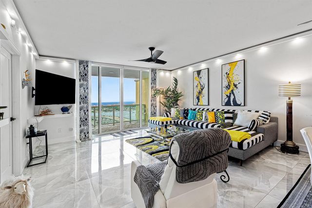 2640 Lake Shore Drive 2112, Riviera Beach, FL 33404