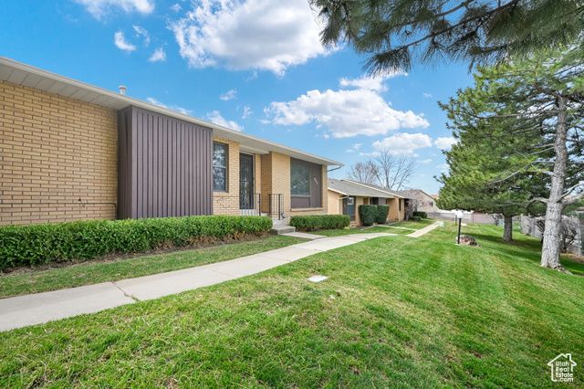 992 E 5625 S, South Ogden, UT 84405