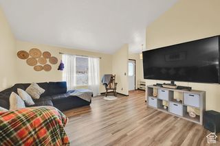 992 E 5625 S, South Ogden, UT 84405