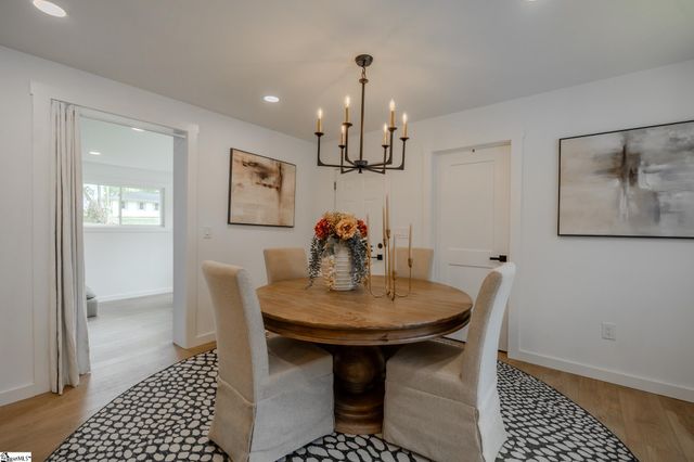 105 Belmont Drive, Fountain Inn, SC 29644