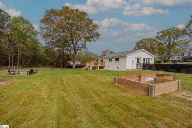 105 Belmont Drive, Fountain Inn, SC 29644