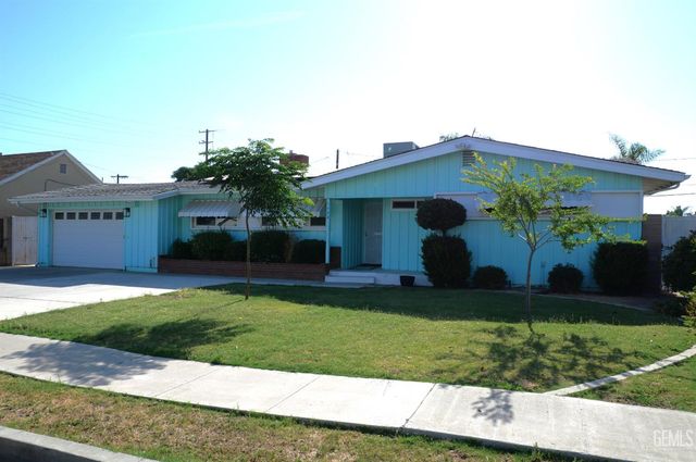 1734 Main Street, Delano, CA 93215