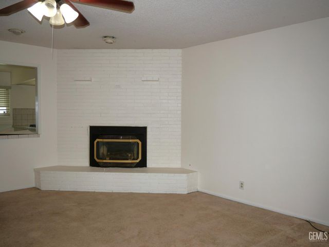 1734 Main Street, Delano, CA 93215