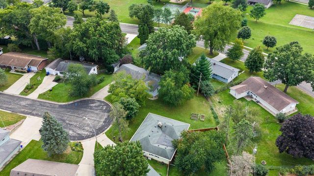 510 Westlawn Circle, Verona, WI 53583