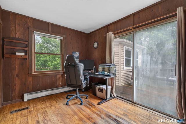 17 Hunters Path, Clinton, CT 06413