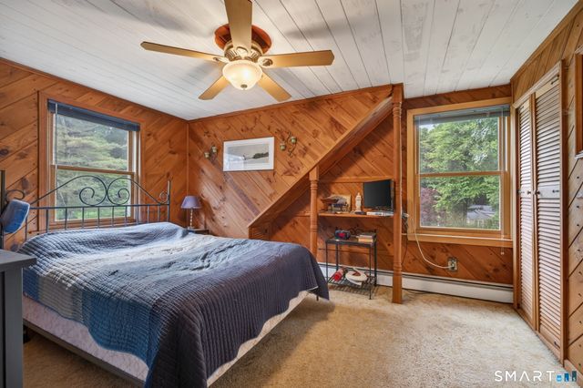 17 Hunters Path, Clinton, CT 06413