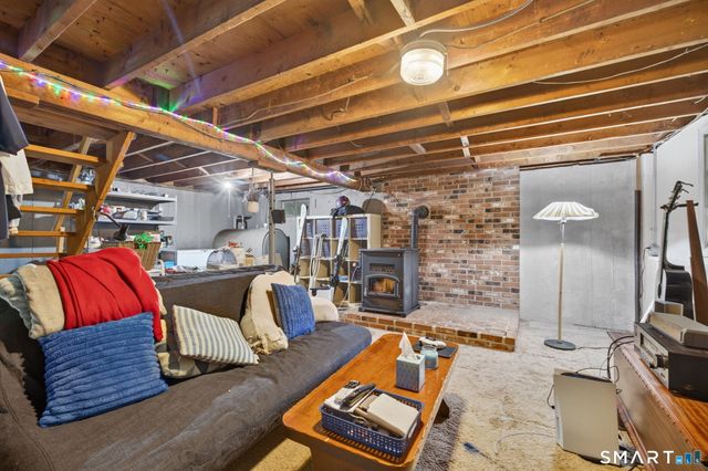 17 Hunters Path, Clinton, CT 06413