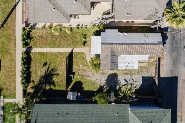 114 S Tremont Street, Oceanside, CA 92054