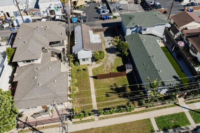 114 S Tremont Street, Oceanside, CA 92054