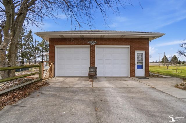 7227 Stadler Road, Raisinville Twp, MI 48162