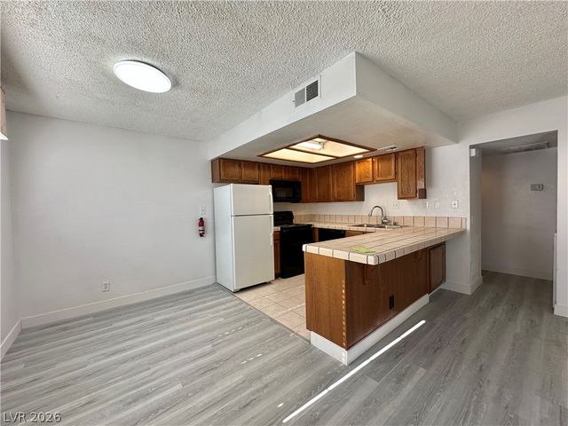4140 Gannet Circle 251, Las Vegas, NV 89103