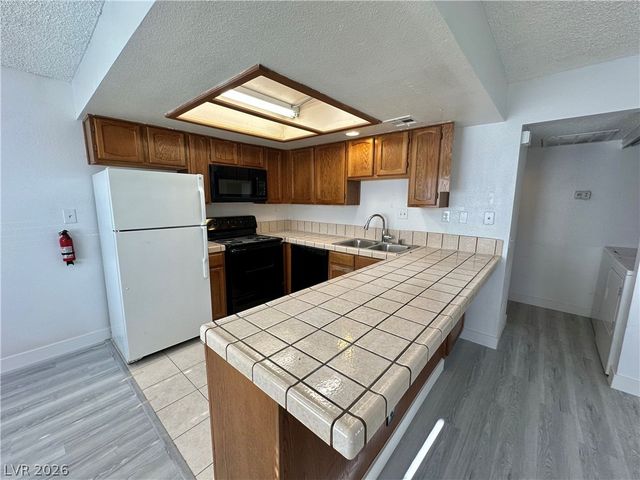 4140 Gannet Circle 251, Las Vegas, NV 89103