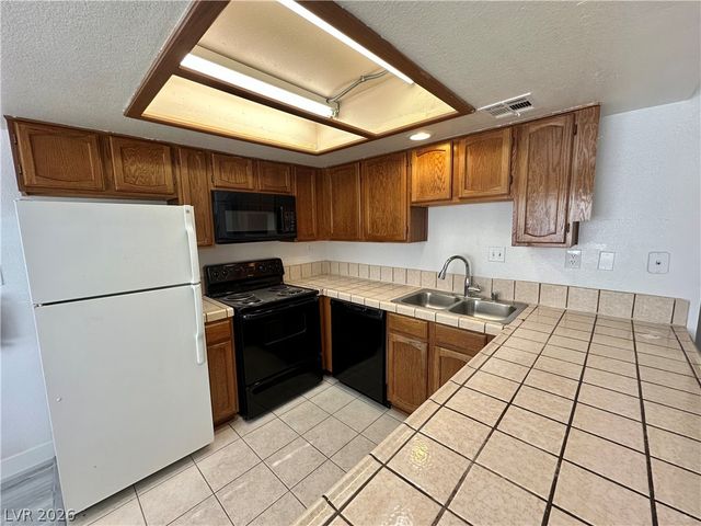 4140 Gannet Circle 251, Las Vegas, NV 89103