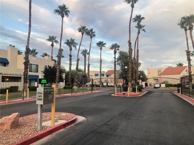 4140 Gannet Circle 251, Las Vegas, NV 89103