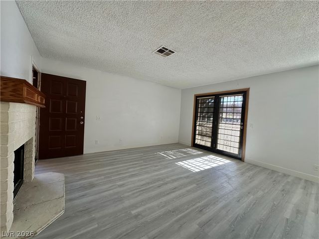 4140 Gannet Circle 251, Las Vegas, NV 89103