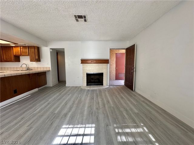 4140 Gannet Circle 251, Las Vegas, NV 89103