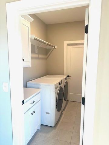 25034 W 94th Terrace, Lenexa, KS 66227