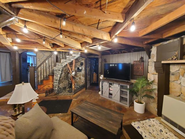 13 Kilton Road, Canaan, NH 03741