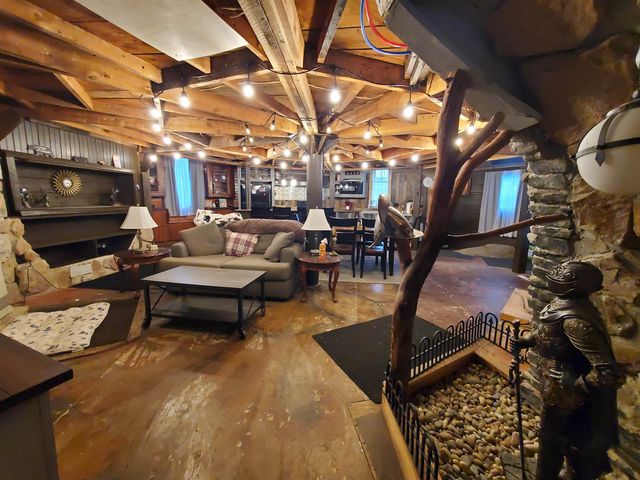 13 Kilton Road, Canaan, NH 03741