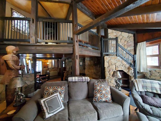 13 Kilton Road, Canaan, NH 03741