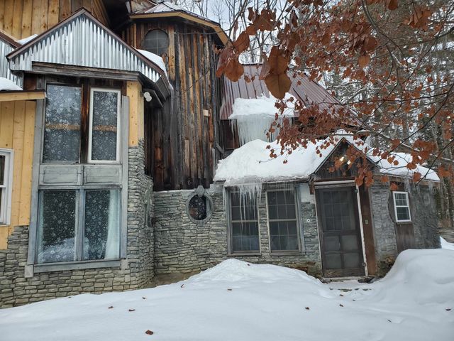 13 Kilton Road, Canaan, NH 03741