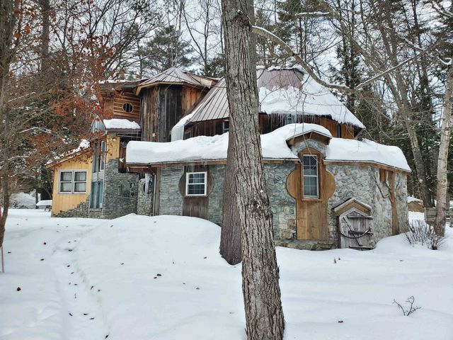 13 Kilton Road, Canaan, NH 03741