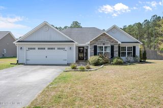 100 Apple Drive, Havelock, NC 28532