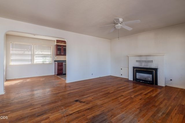 795 Lozier Lane, Medford, OR 97501